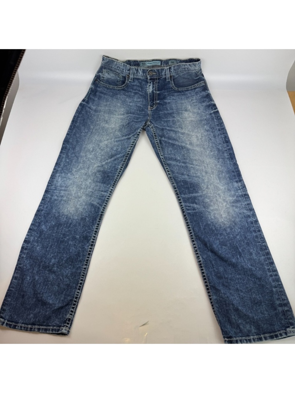 BKE Mens Size 36L 36x34 Tyler Straight Jeans Blue Denim Stretch.